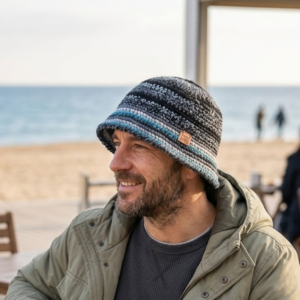 bucket hat inverno crochet stormy sea coastland streetwear